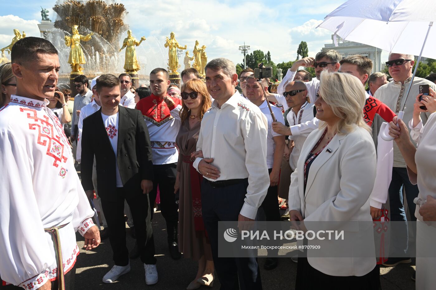 Выставка "Россия". Торжественное открытие праздника "Акатуй"