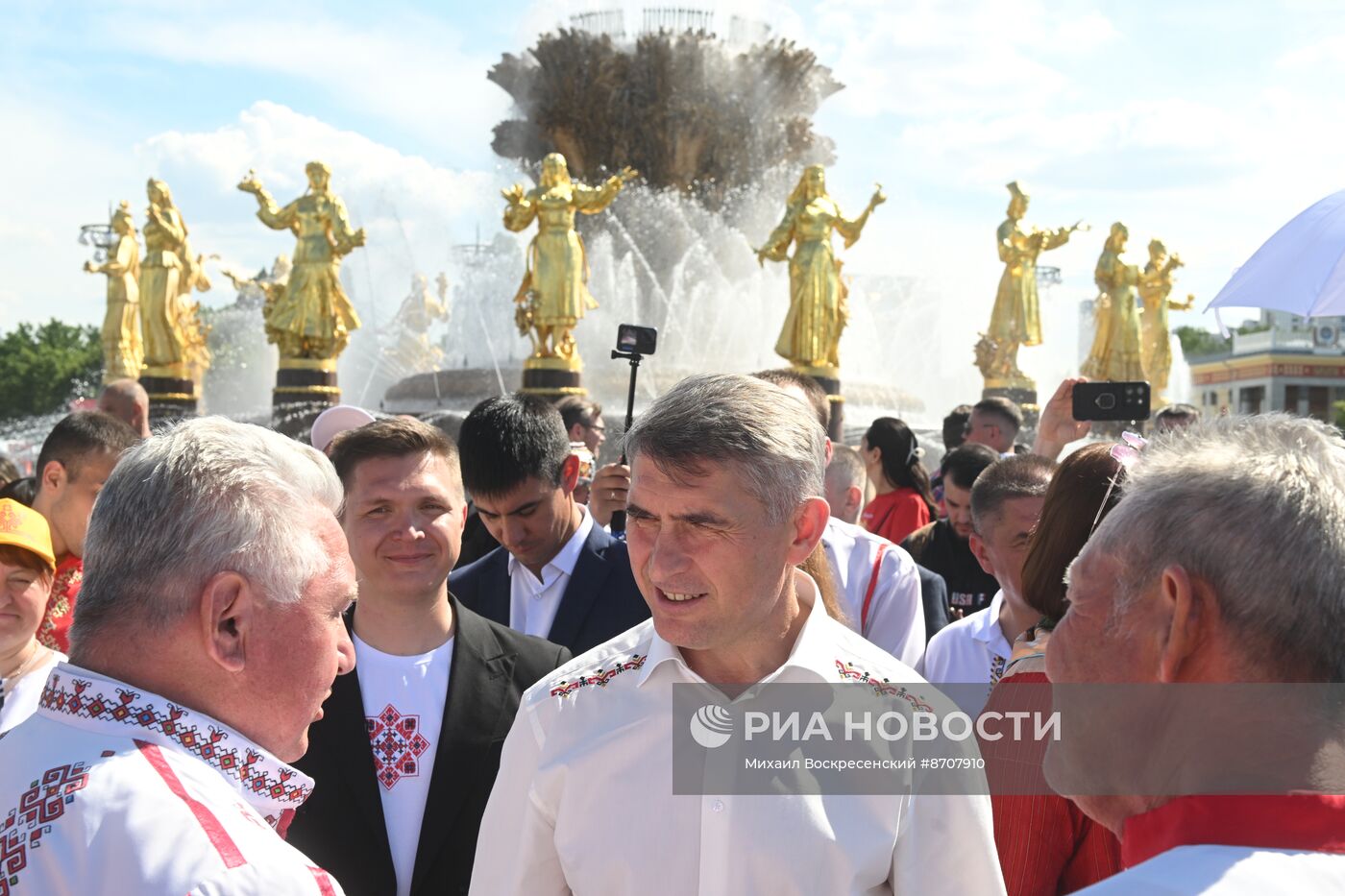 Выставка "Россия". Торжественное открытие праздника "Акатуй"