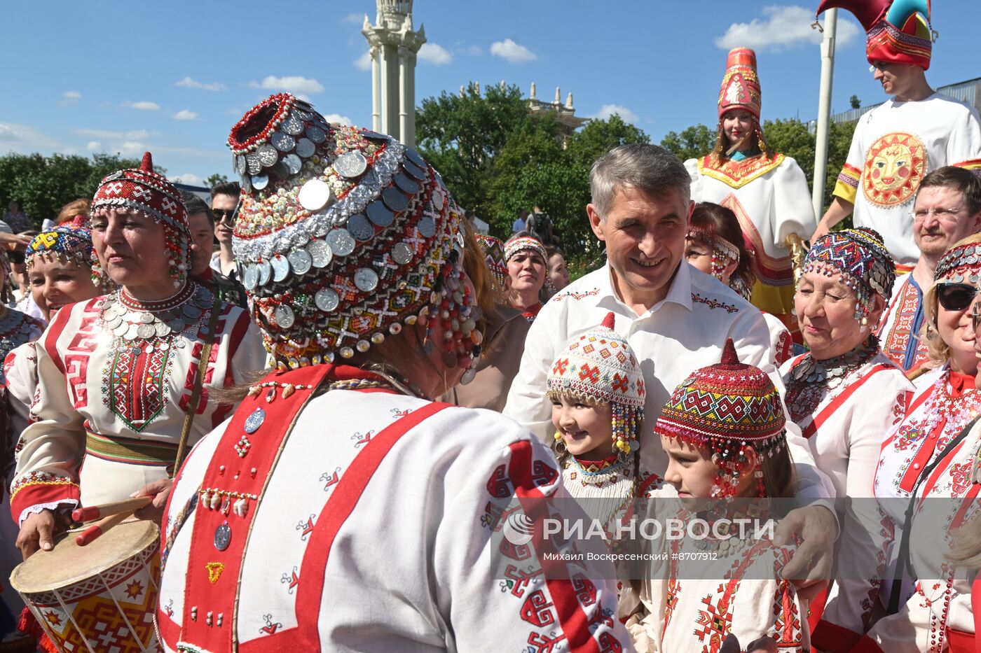 Выставка "Россия". Торжественное открытие праздника "Акатуй"