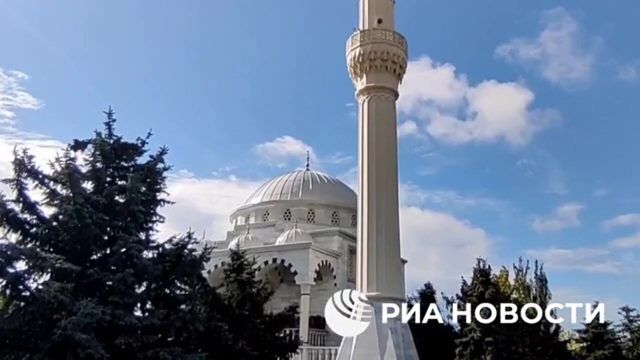 Имам Рафек Тимербаев о праздничной молитве в честь праздника Курбан-Байрам в Соборной мечети Мариуполя