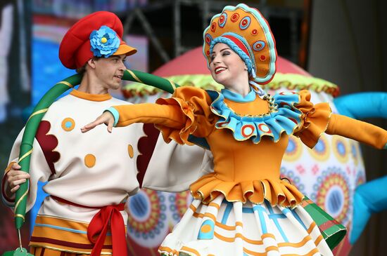 Выставка "Россия". "Самоварфест - Многонациональная Россия"