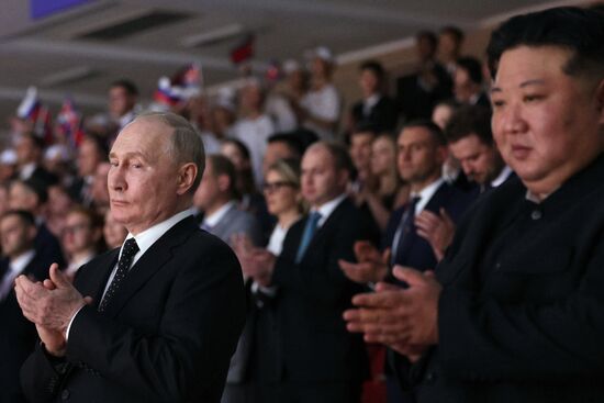 Дружественный государственный визит президента Владимира Путина в КНДР