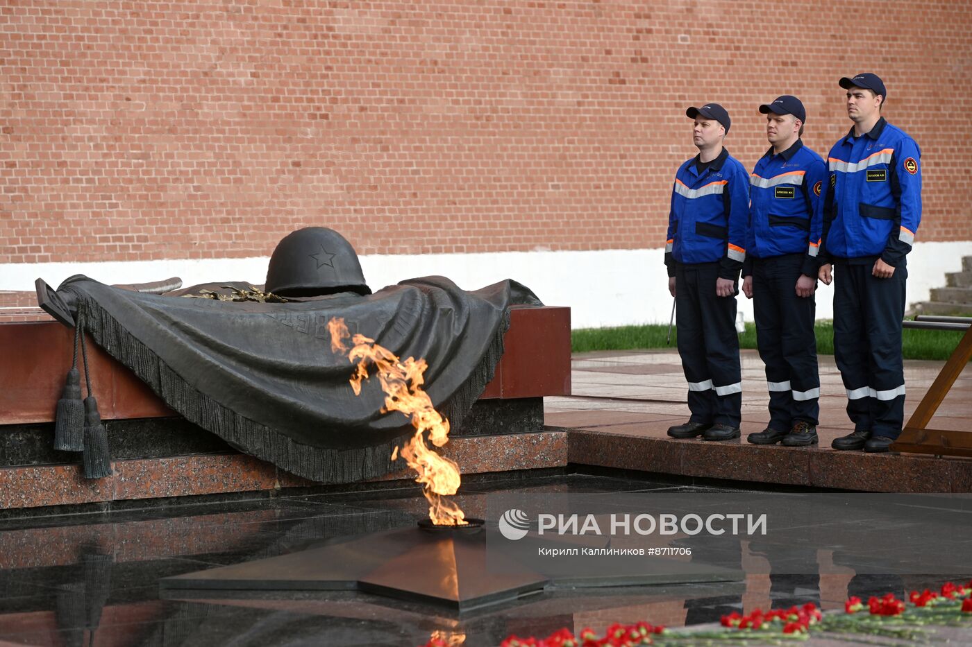 Профилактика Вечного огня в Александровском саду