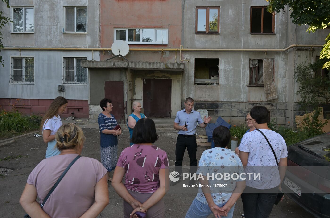 Последствия обстрела ВСУ Первомайска в ЛНР