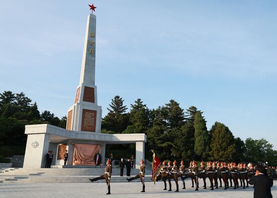 Дружественный государственный визит президента Владимира Путина в КНДР