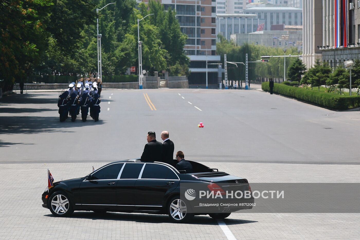 Дружественный государственный визит президента Владимира Путина в КНДР