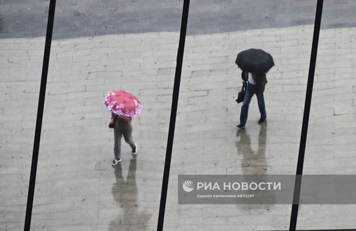 Сильный дождь в Москве