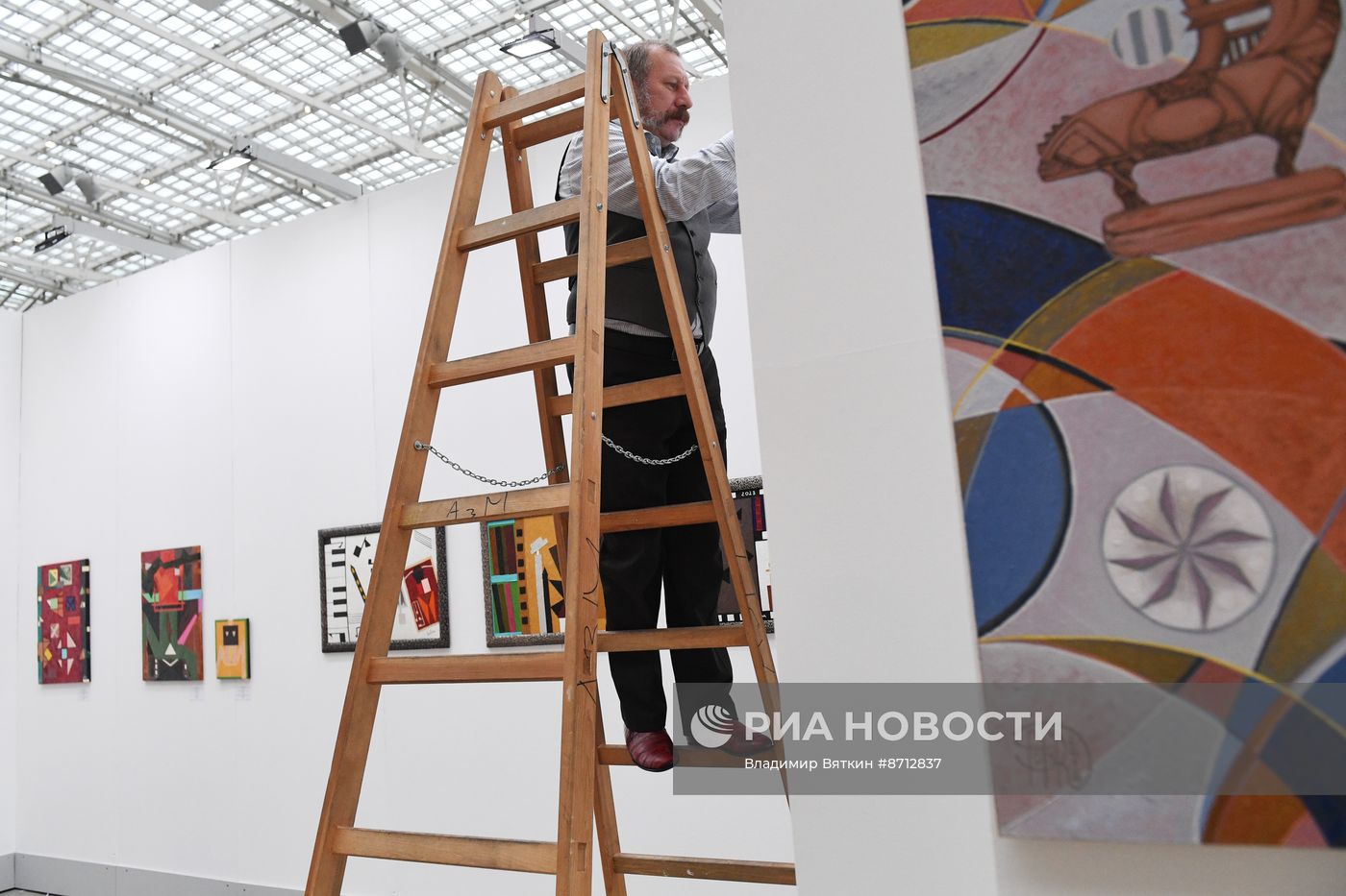 Открытие XIII Международного фестиваля искусств "Традиции и современность"