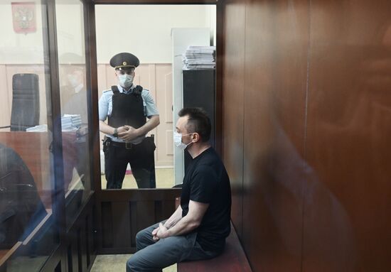 Рассмотрение вопроса о продлении ареста совладельцу "Олимпситистроя" А. Фомину