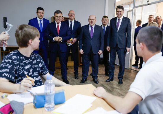 Премьер-министр Михаил Мишустин посетил МГТУ "СТАНКИН"