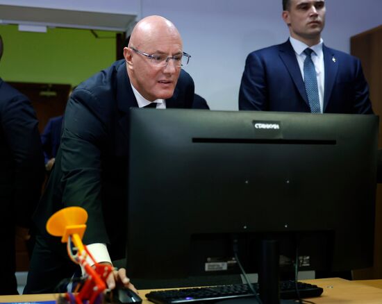 Премьер-министр Михаил Мишустин посетил МГТУ "СТАНКИН"