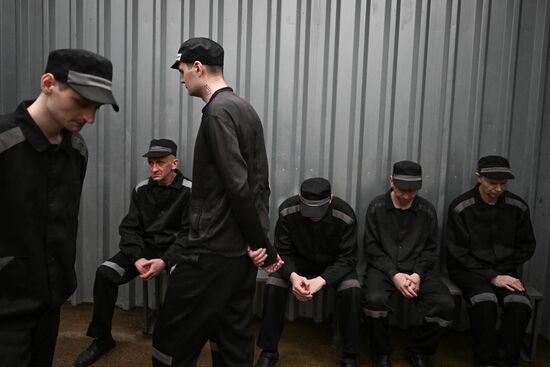 Украинские пленные в российском исправительном учреждении