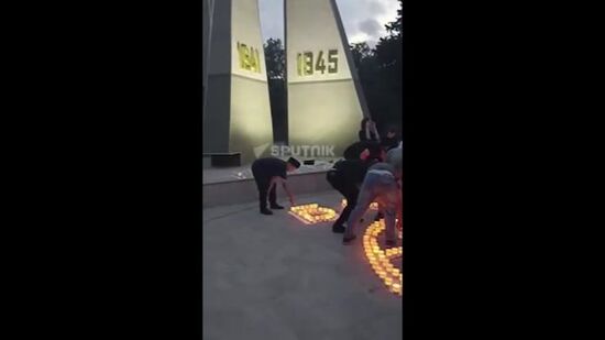 В Баку прошла международная акция "Свеча памяти"