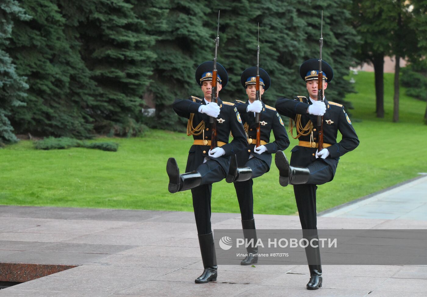 Акция "Вахта памяти. Вечный огонь"