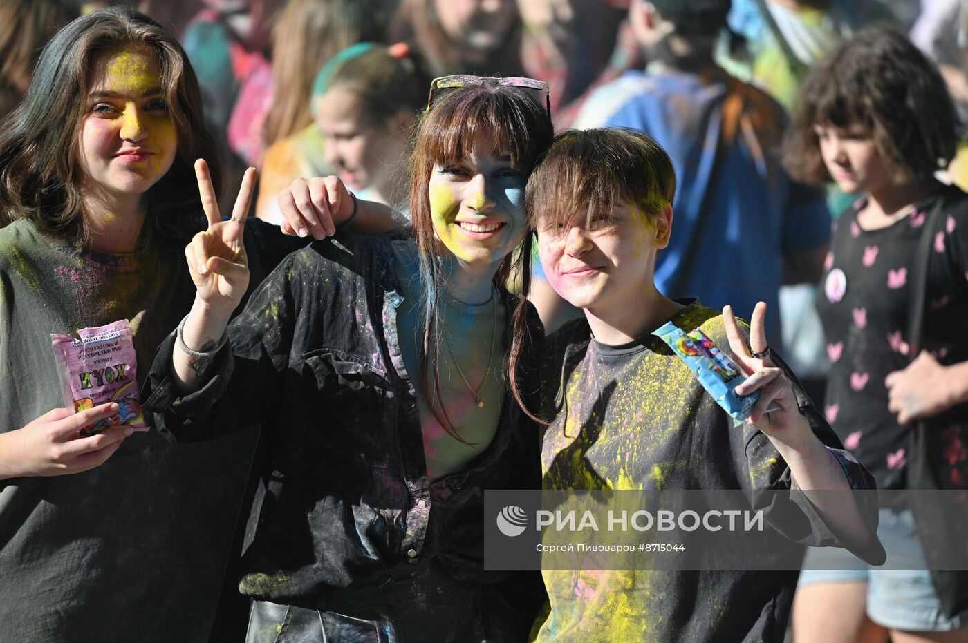 Фестиваль красок в Ростове-на-Дону