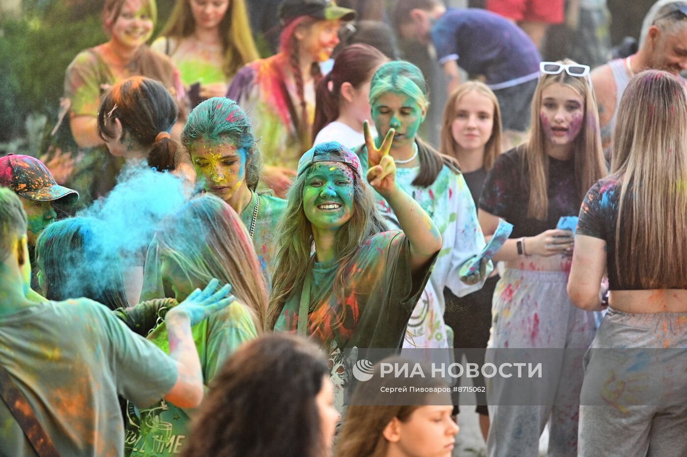 Фестиваль красок в Ростове-на-Дону