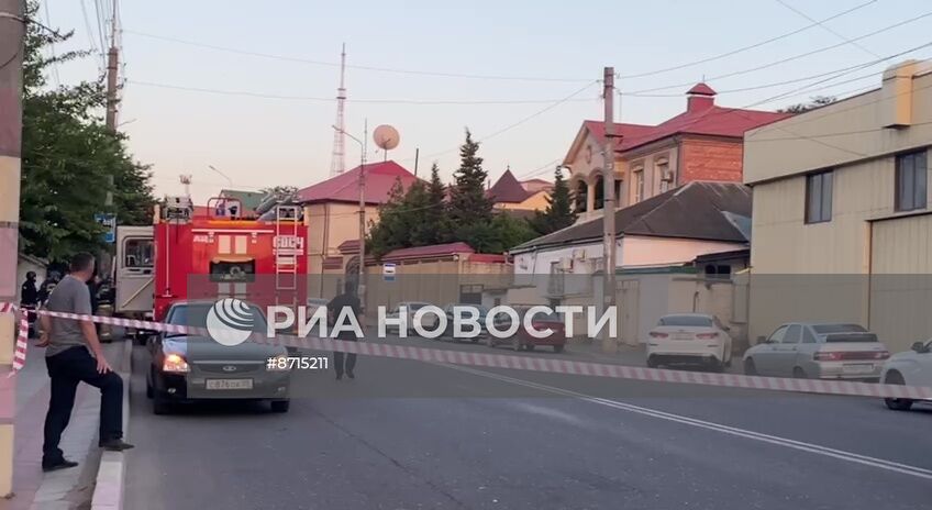 В Дагестане совершены вооруженные нападения на храмы и синагогу