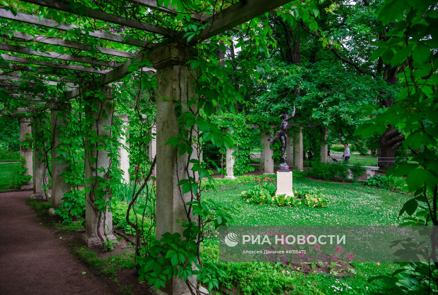 Китайский дворец в "Петергофе" после 20-летней реставрации