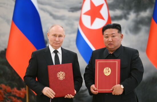 Дружественный государственный визит президента Владимира Путина в КНДР