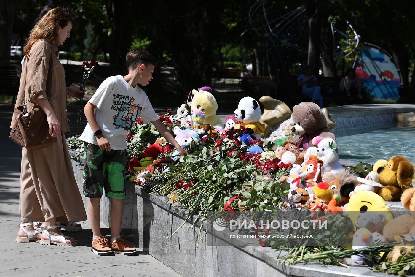 День траура по жертвам ракетной атаки ВСУ в Севастополе