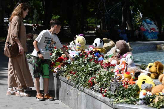 День траура по жертвам ракетной атаки ВСУ в Севастополе