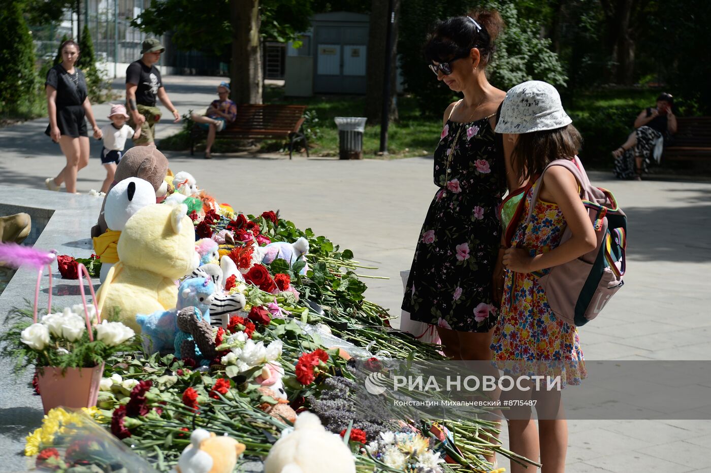 День траура по жертвам ракетной атаки ВСУ в Севастополе