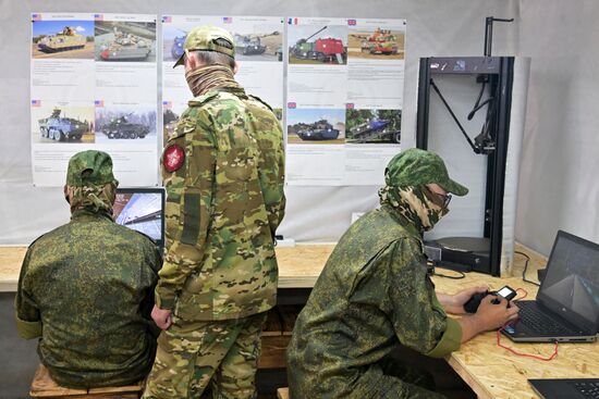 Центр подготовки операторов FPV-дронов "Небесный воин" в ЛНР