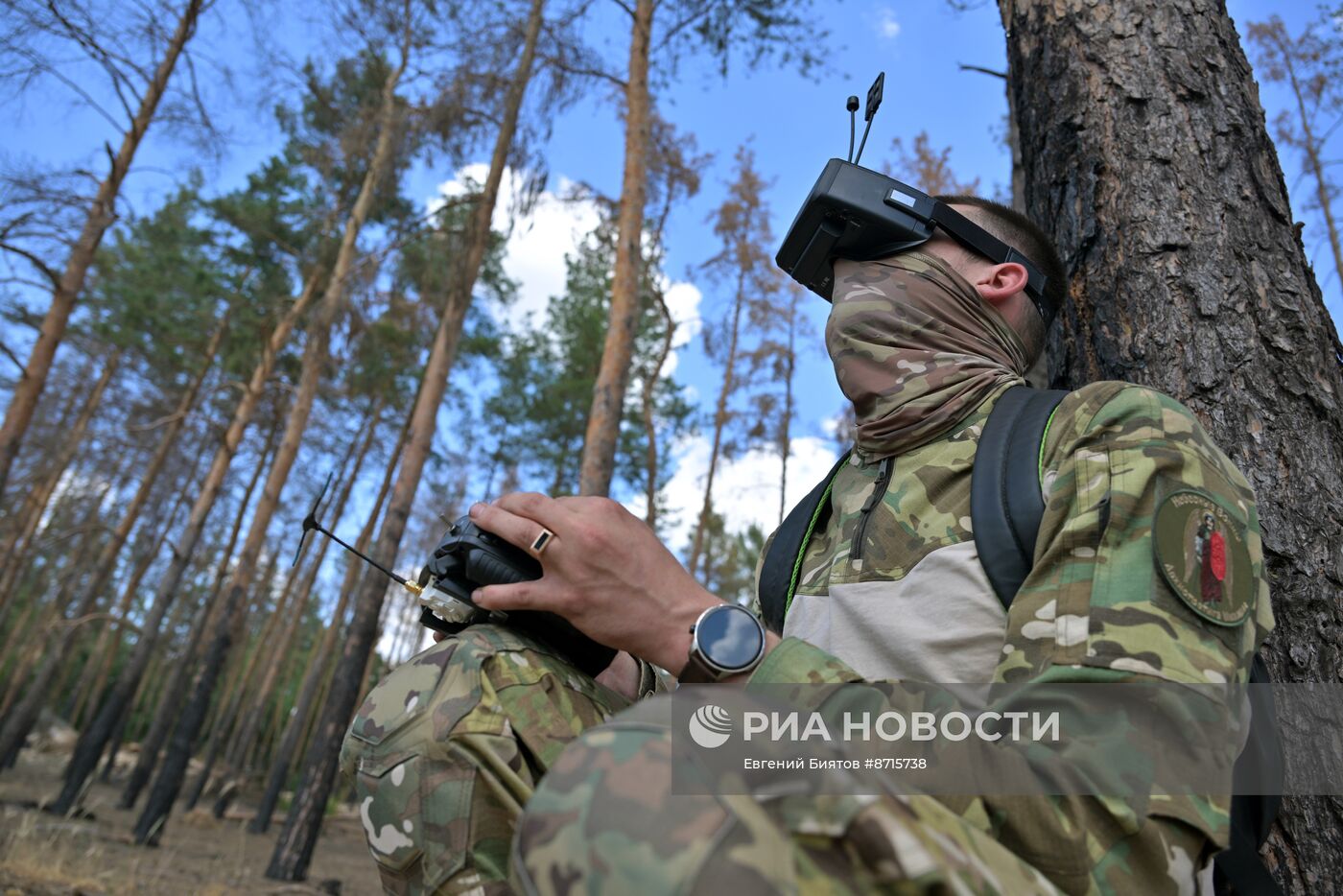 Центр подготовки операторов FPV-дронов "Небесный воин" в ЛНР