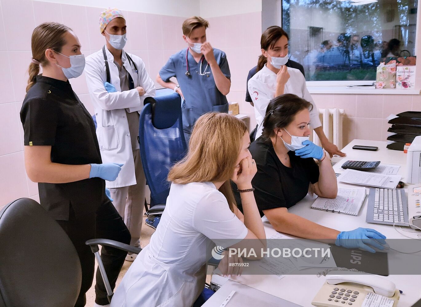 Пострадавших при атаке на Севастополь детей доставили в Москву