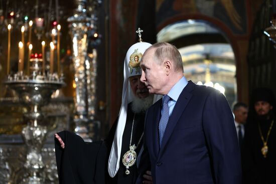 Президент Владимир Путин посетил Свято-Троицкую Сергиеву Лавру