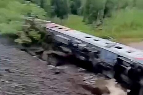 В Коми сошел с рельсов пассажирский поезд