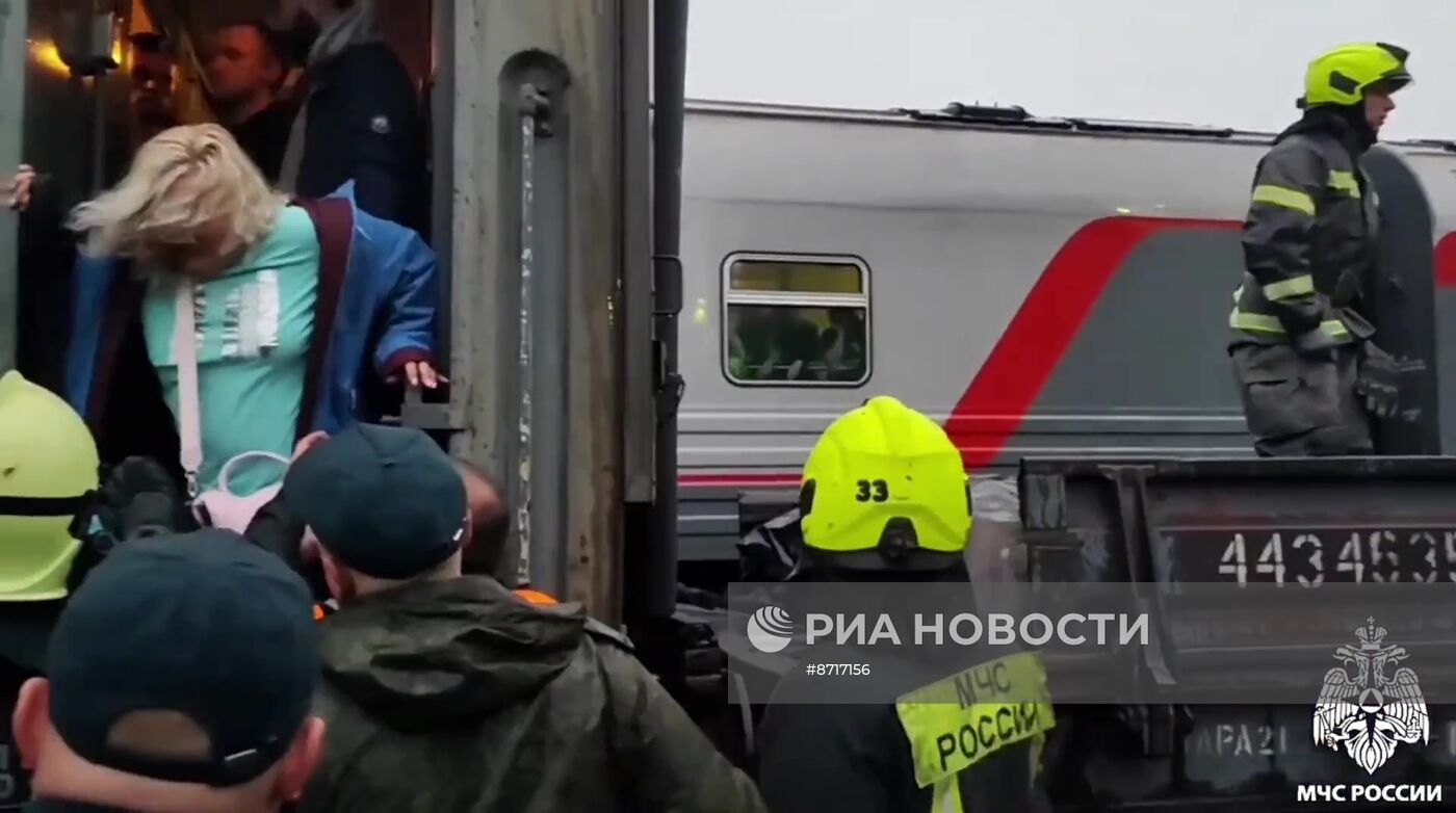 В Коми сошел с рельсов пассажирский поезд