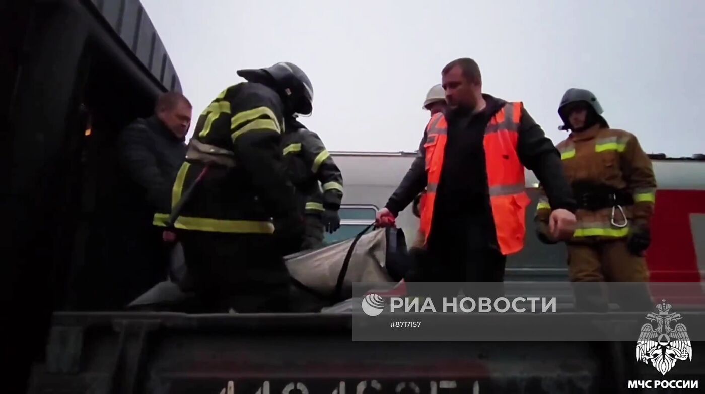 В Коми сошел с рельсов пассажирский поезд