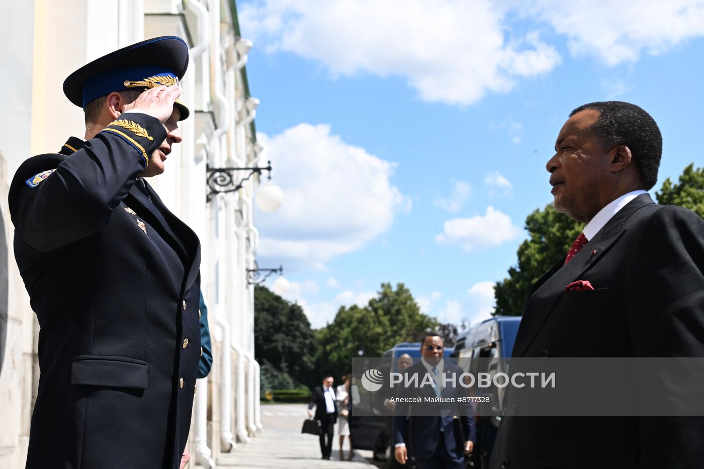 Президент Владимир Путин встретился с президентом Конго Дени Сассу-Нгессо