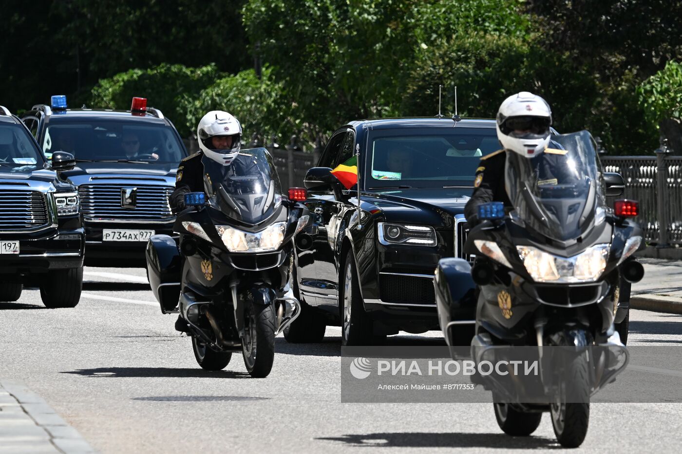 Президент Владимир Путин встретился с президентом Конго Дени Сассу-Нгессо