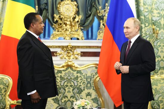 Президент Владимир Путин встретился с президентом Конго Дени Сассу-Нгессо