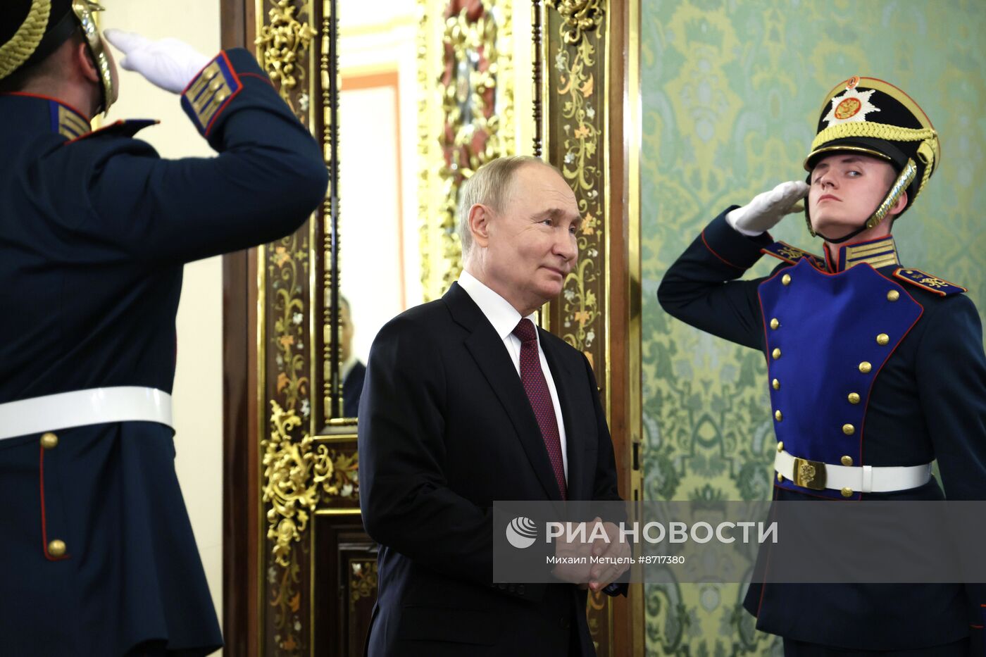 Президент Владимир Путин встретился с президентом Конго Дени Сассу-Нгессо