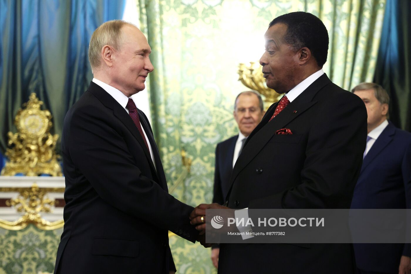 Президент Владимир Путин встретился с президентом Конго Дени Сассу-Нгессо