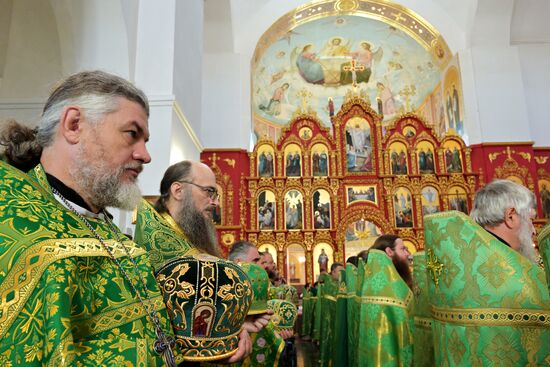 Праздничное богослужение по случаю 80-летия Луганской епархии