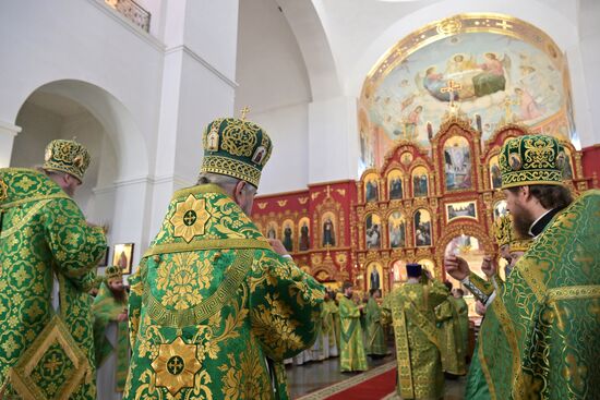 Праздничное богослужение по случаю 80-летия Луганской епархии