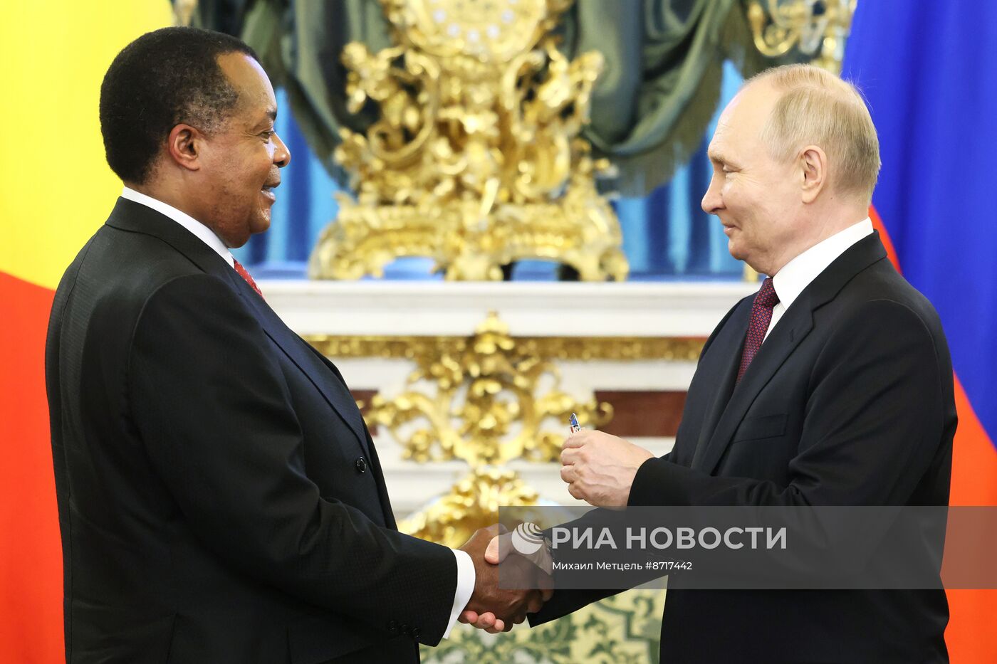 Президент Владимир Путин встретился с президентом Конго Дени Сассу-Нгессо