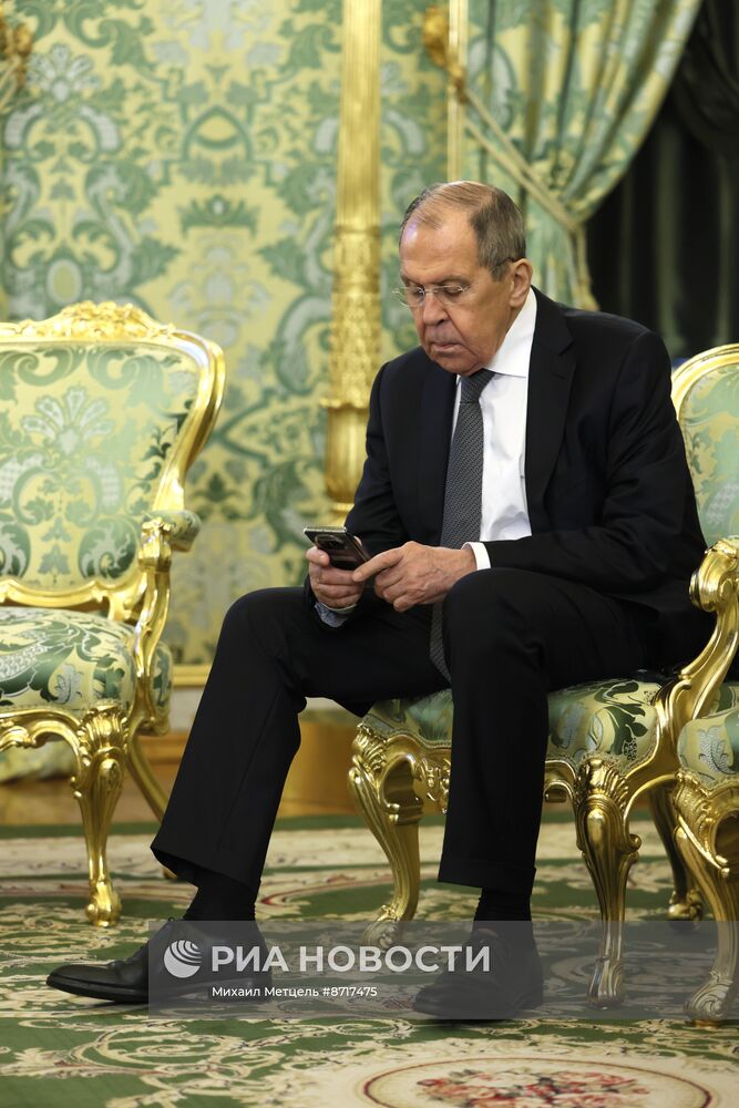 Президент Владимир Путин встретился с президентом Конго Дени Сассу-Нгессо