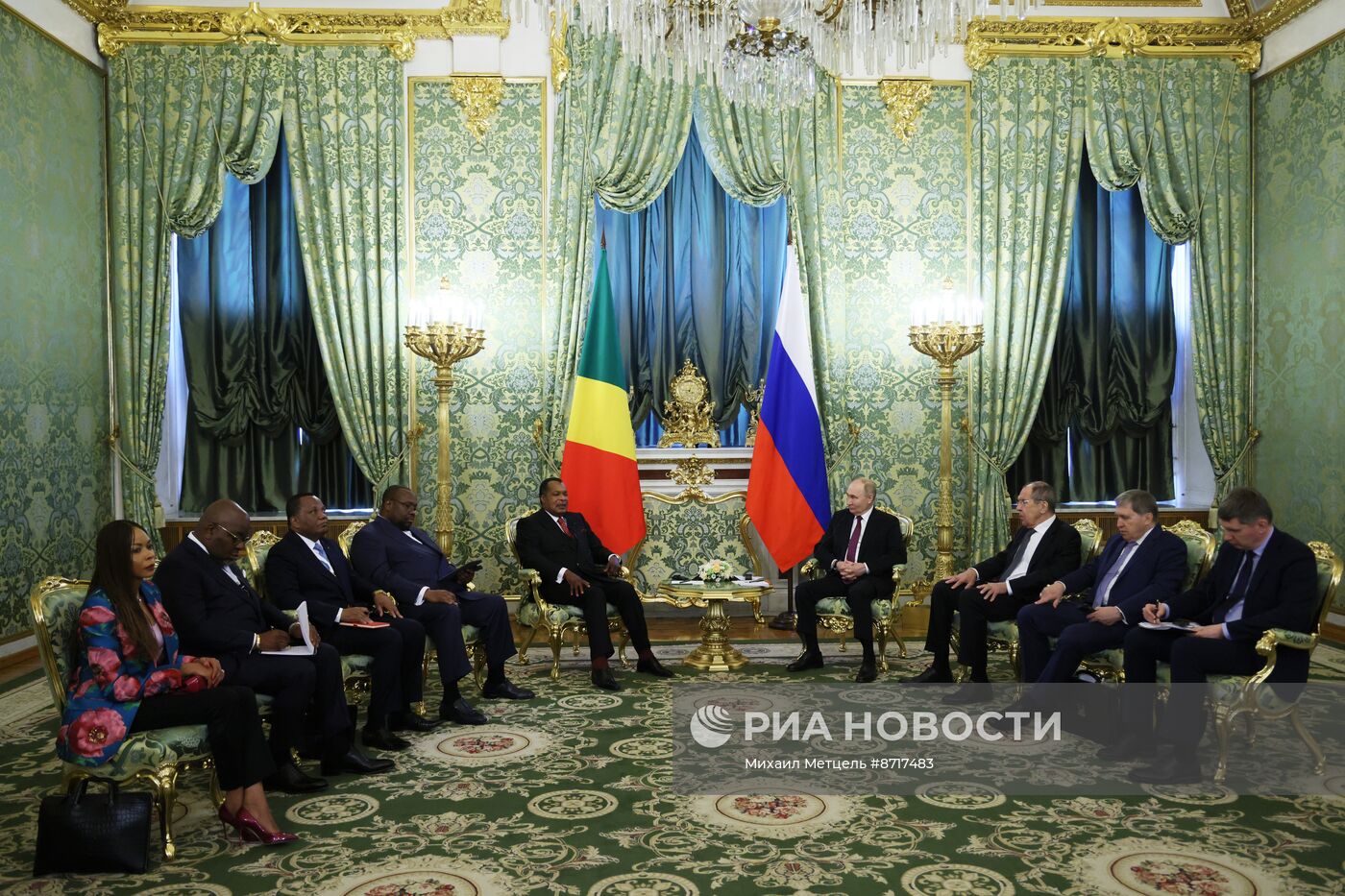 Президент Владимир Путин встретился с президентом Конго Дени Сассу-Нгессо