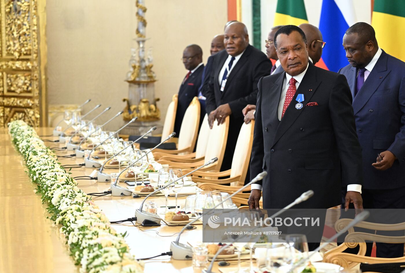 Президент Владимир Путин встретился с президентом Конго Дени Сассу-Нгессо