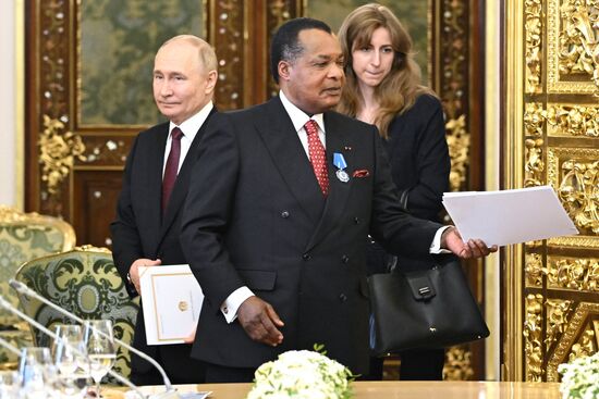 Президент Владимир Путин встретился с президентом Конго Дени Сассу-Нгессо