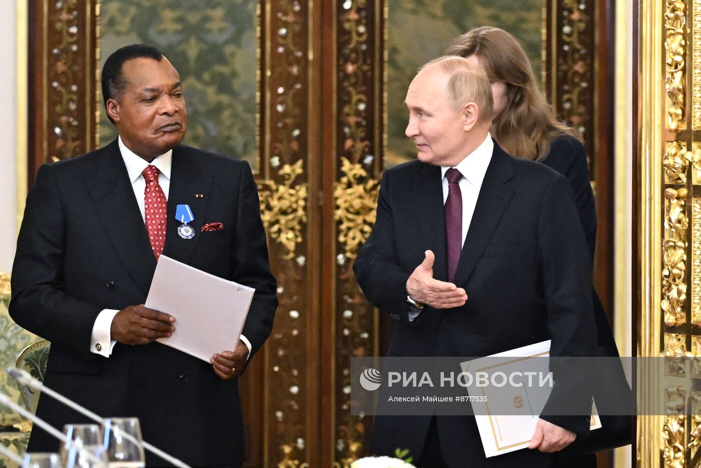 Президент Владимир Путин встретился с президентом Конго Дени Сассу-Нгессо