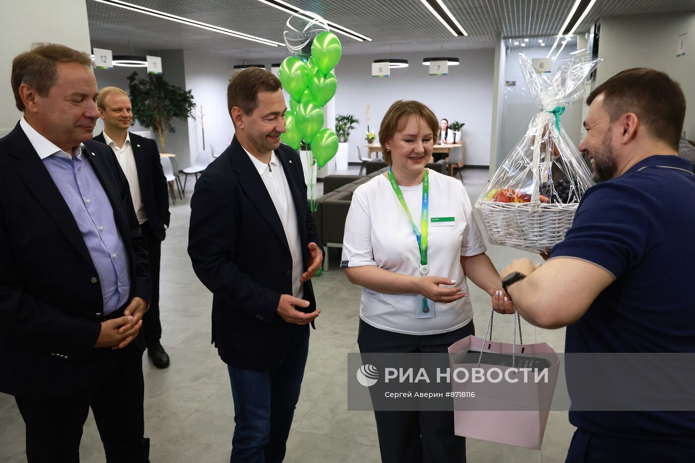 Открытие полноформатных отделений Сбера в ДНР и ЛНР
