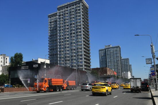 Жаркая погода в Москве