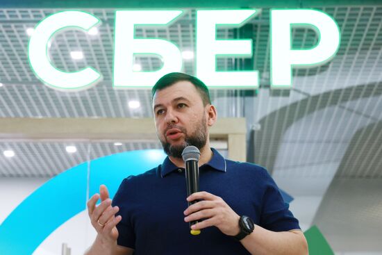 Открытие полноформатных отделений Сбера в ДНР и ЛНР