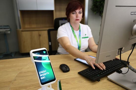 Открытие полноформатных отделений Сбера в ДНР и ЛНР